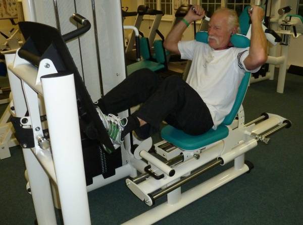 Neue Beinpresse im Gesundheitsstudio