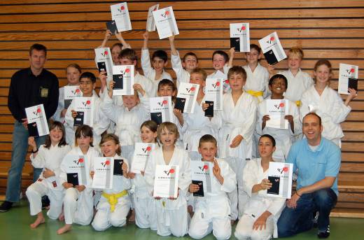 files/angebote/Karate/Karate-Pruefungen09.jpg