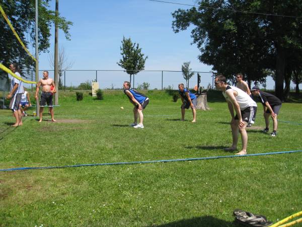 Tura-Volleyballer beim Turnier in Jeßnitz